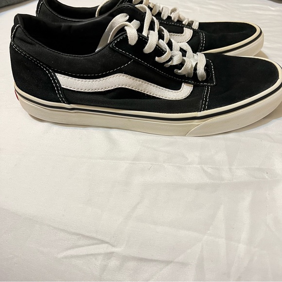 Vans men’s tennis shoes black/white size 8.5 - Picture 12 of 12
